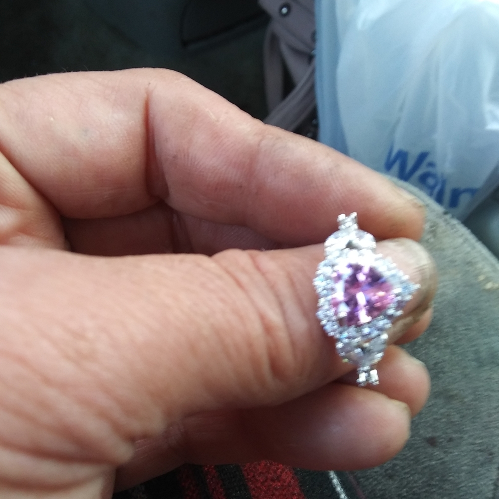 Jewlery - Picture 4 of 4